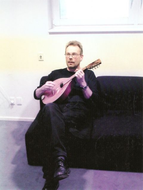 Niels Bugge med mandolin