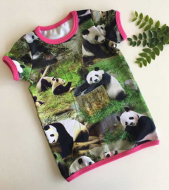 t-shirt med pandaer STR 92