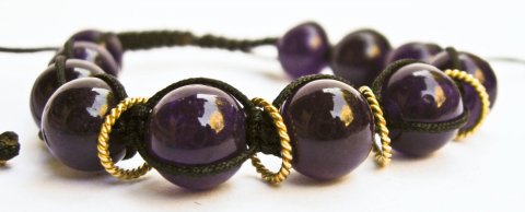 Purple around in rings
