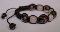 Rosenkvarts og lampworkperler i lder