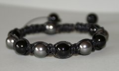 Sort onyx og gr swarovski-perler