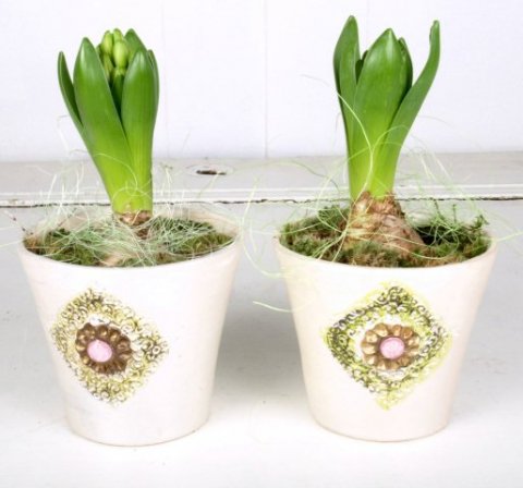 Blomster skjuler, rund, creme, H10,3 cm, polystone