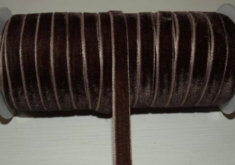 Velvet ribbon, dark brown, 10mm
