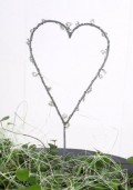 Heart w/beads on stick, 9x7 cm