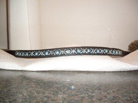 Pandebnd med 350  eller flere sten