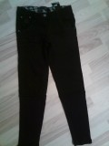 Freeze Jeans med ribkant, sort