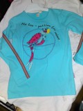 Mee Too Bluse med papegjebroderi str. 128