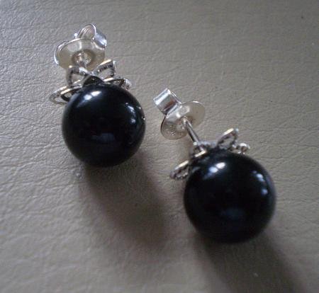 restikkere med sorte onyx sten i sort.