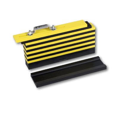 Sokkelskydeblok med h�dntag