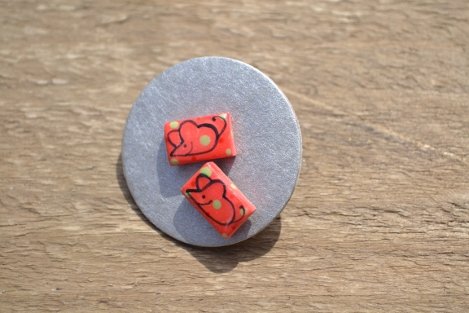 Red with mouse