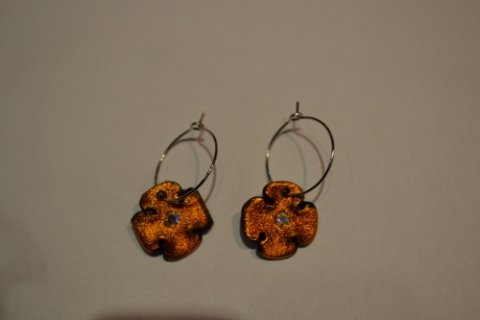 Creols with flower in bronze