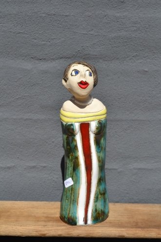 Lady figure - small