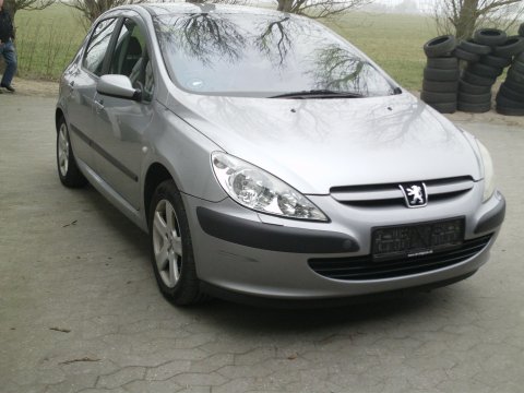 Peugeot 307   2,0 16V  - 5 drs.