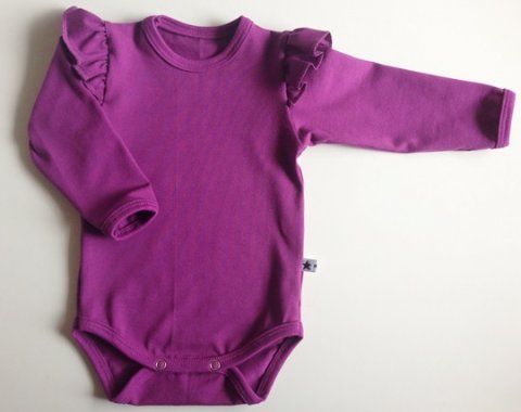 blommefarvet body med vingermer