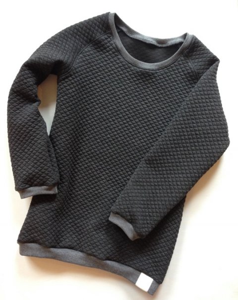 quiltet bluse i koksgr