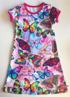 kjole med sommerfugle